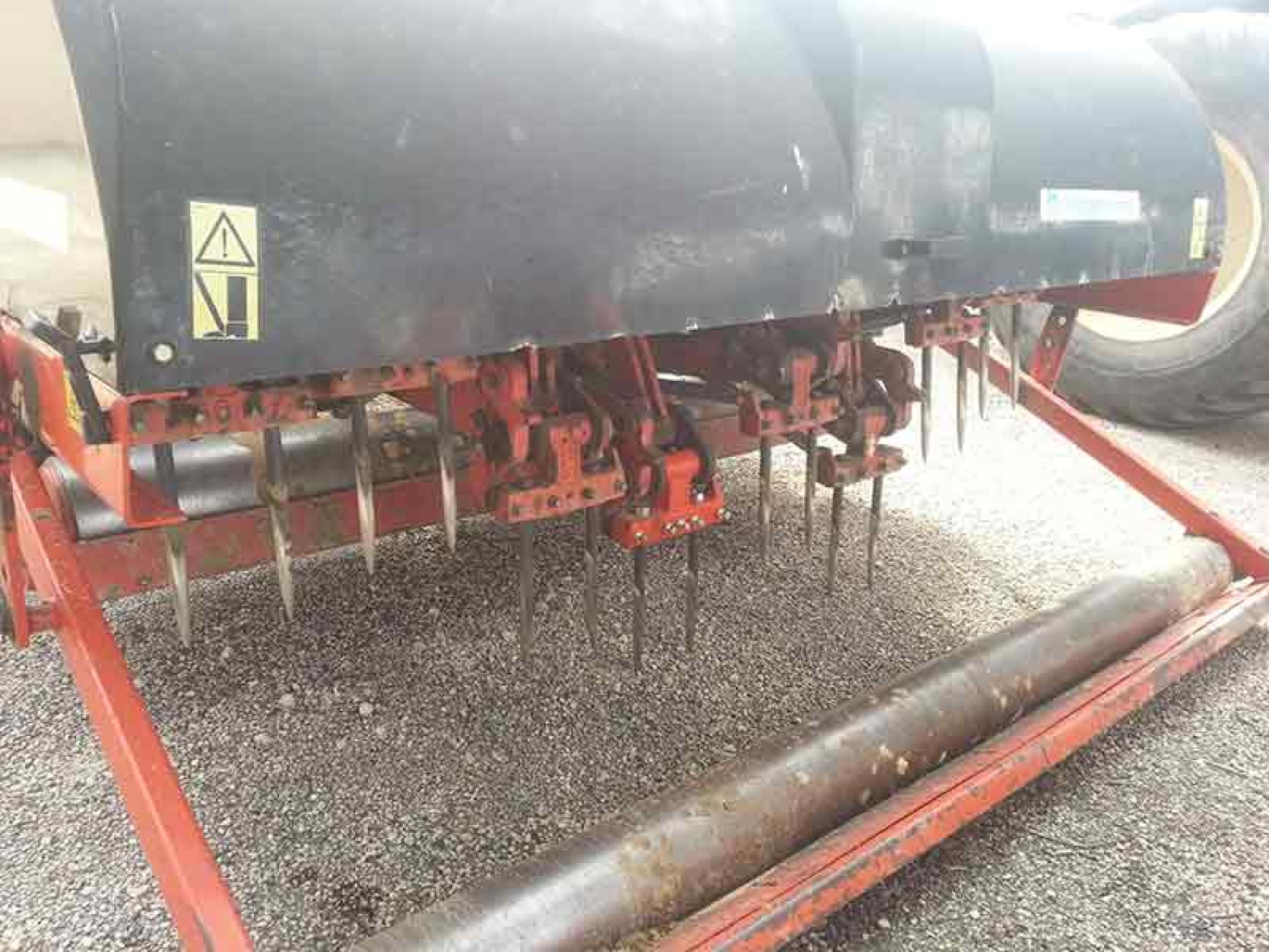 machine-a-trou.jpg -